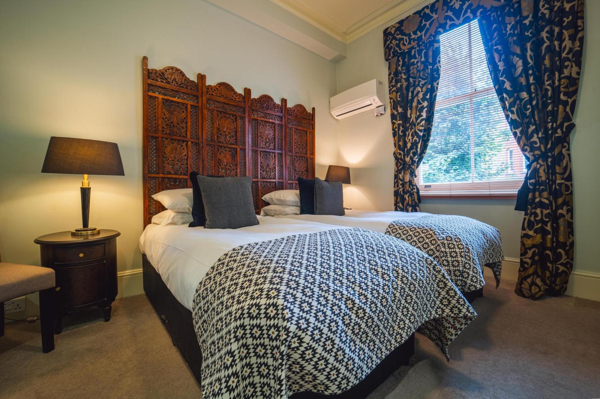 Luxury Twin Room